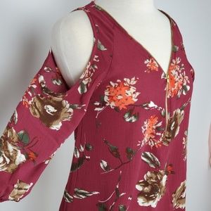 Women's top cold shoulder Floral Print  Burgundy
